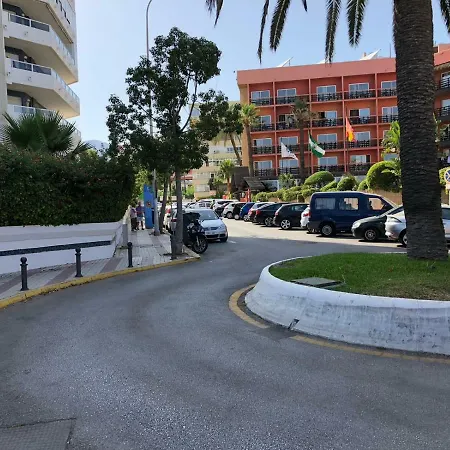 Διαμέρισμα Lovely Apartament Near The Beanch Of Τορρεμολίνος